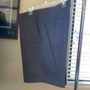 Mens golf shorts
